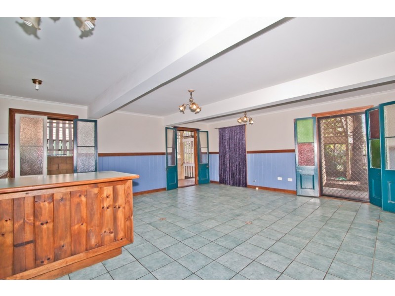 37 A Palmerston Street, Annerley QLD 4103