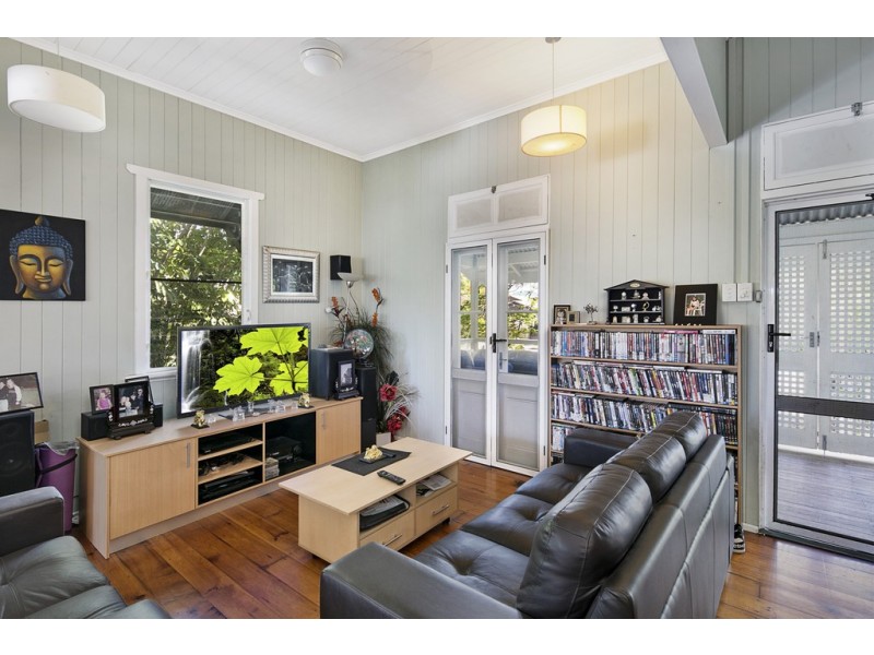 95 Dartmouth Street, Coopers Plains QLD 4108