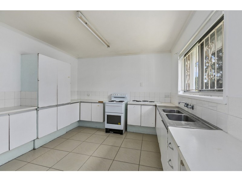 460 Nursery Road, Holland Park QLD 4121