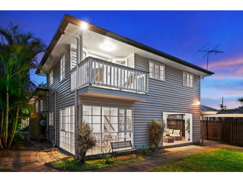 2 Upwood Street, Coopers Plains QLD 4108