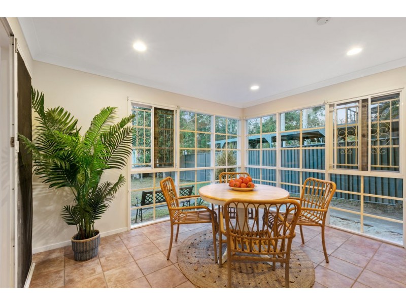 2 Upwood Street, Coopers Plains QLD 4108