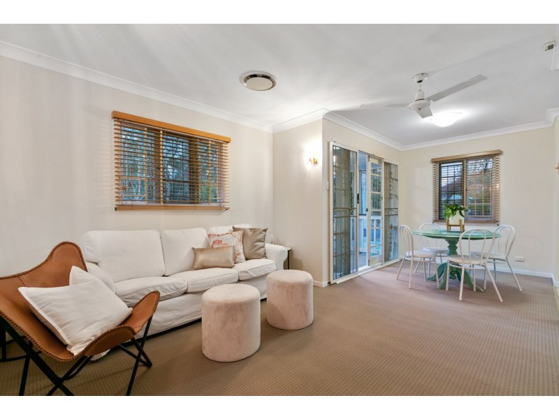 2 Upwood Street, Coopers Plains QLD 4108