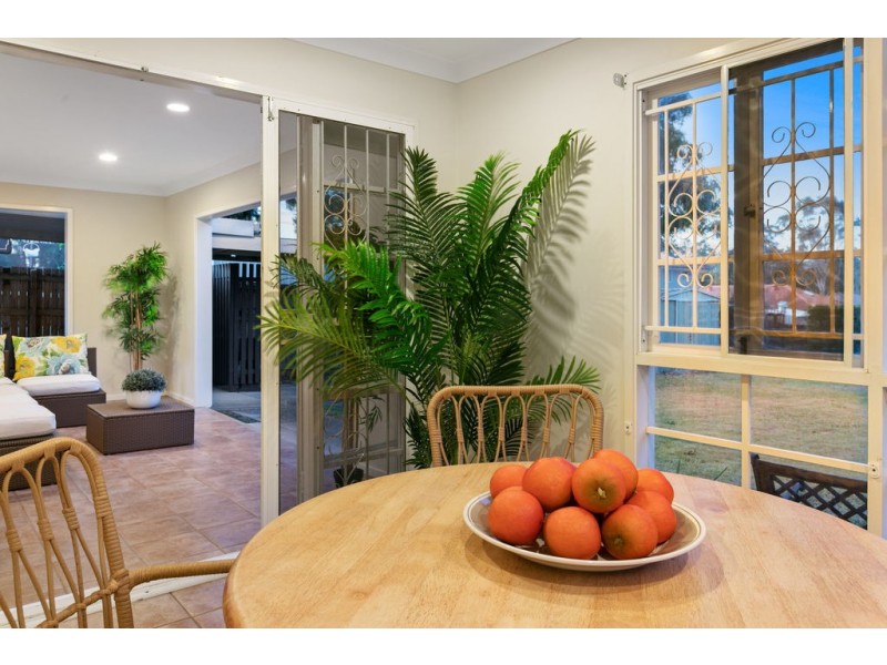 2 Upwood Street, Coopers Plains QLD 4108