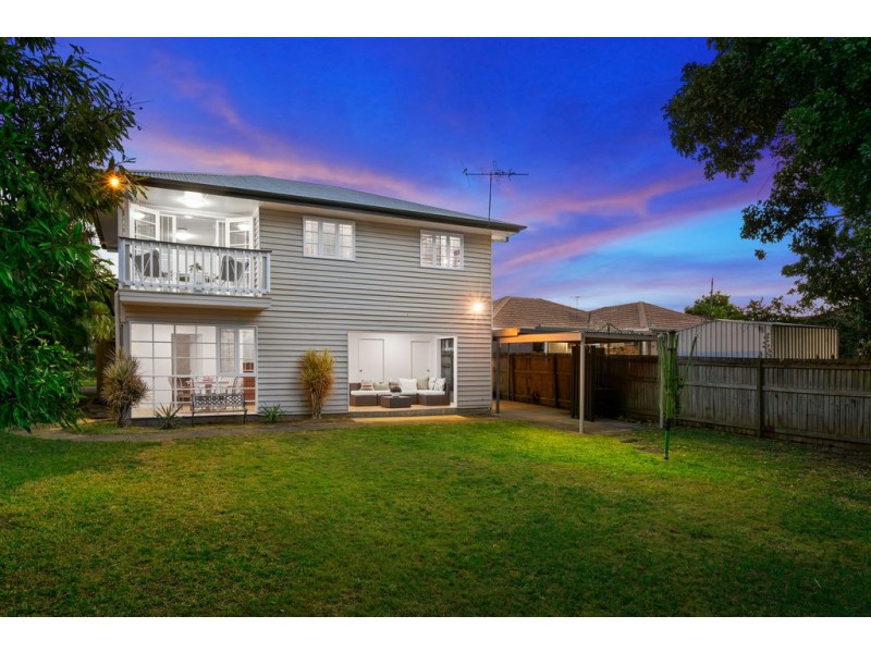 2 Upwood Street, Coopers Plains QLD 4108