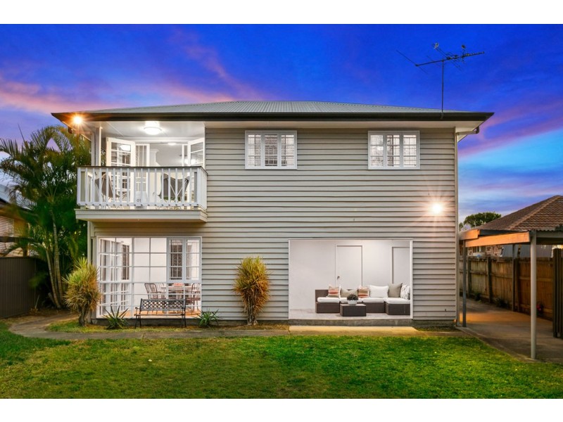 2 Upwood Street, Coopers Plains QLD 4108