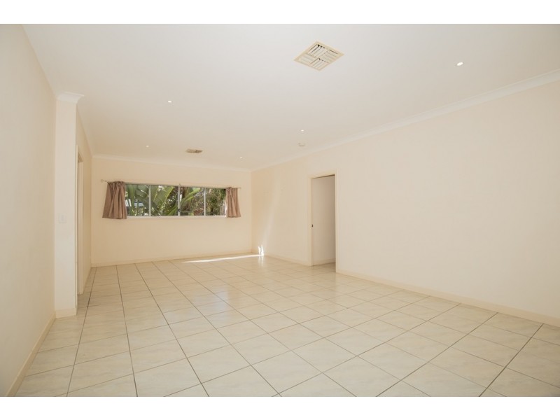 198 Hyde Road, Yeronga QLD 4104