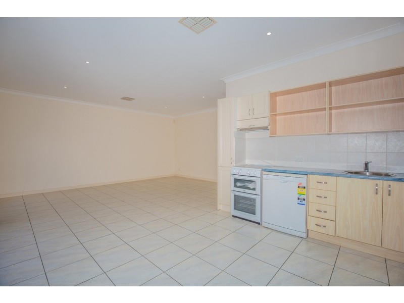 198 Hyde Road, Yeronga QLD 4104