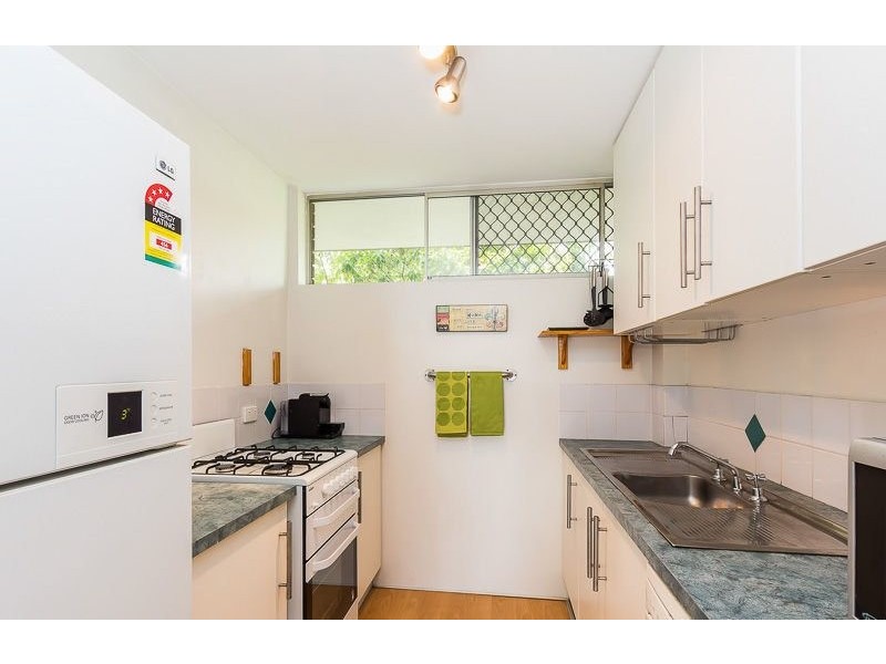 2/54 Kingsley Parade, Yeronga QLD 4104