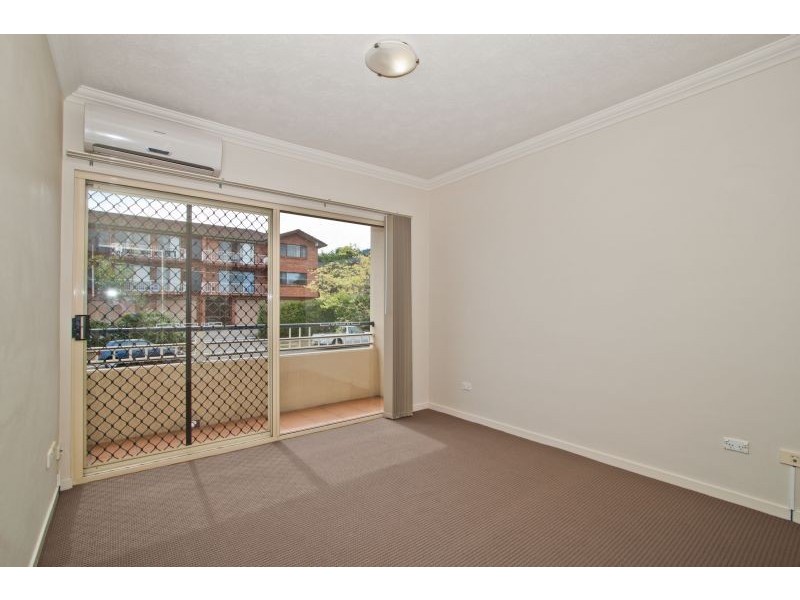 4/70 Ekibin Road, Annerley QLD 4103