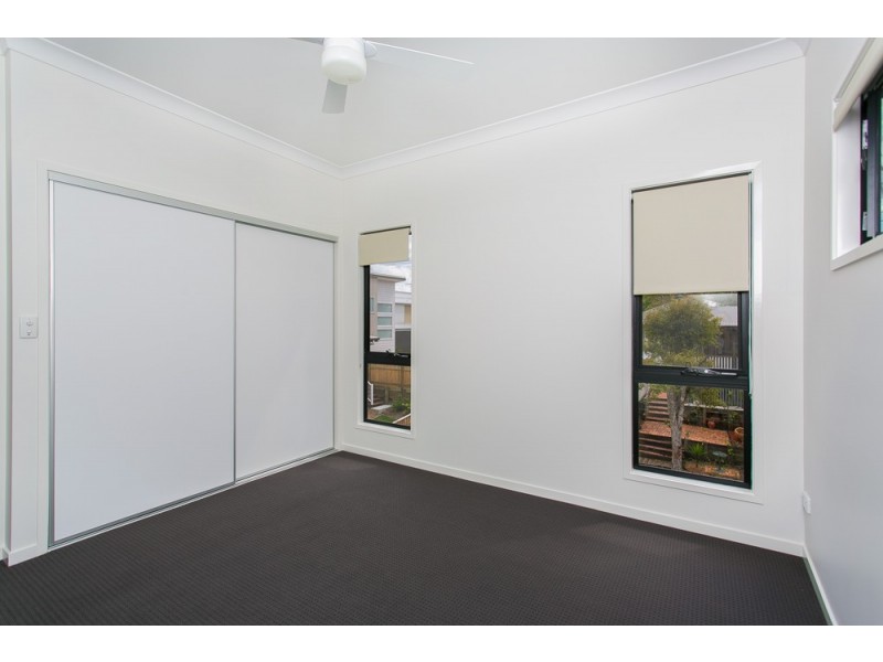 37 Manson Parade, Yeronga QLD 4104