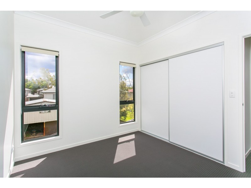 37 Manson Parade, Yeronga QLD 4104