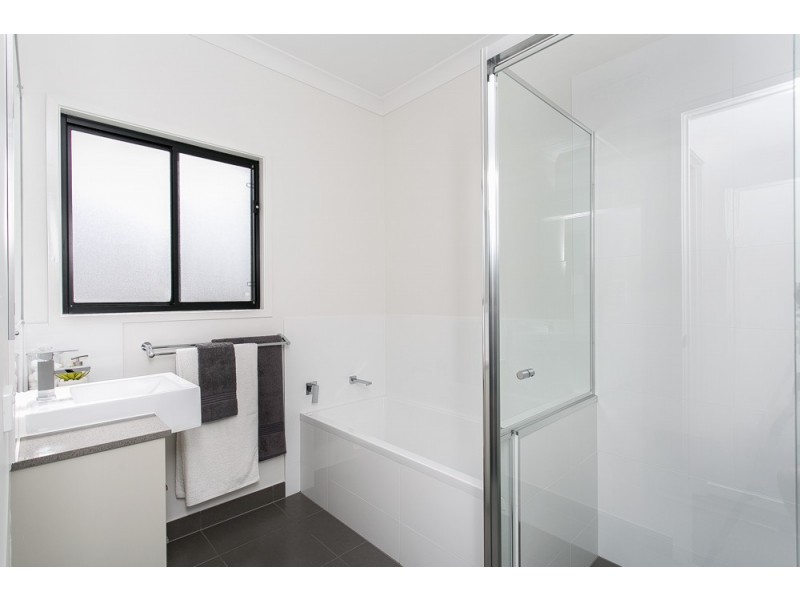 37 Manson Parade, Yeronga QLD 4104