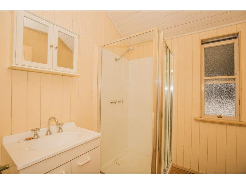 11 Tamar Street, Annerley QLD 4103