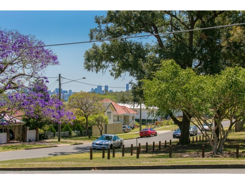 64 Fingal Street, Tarragindi QLD 4121