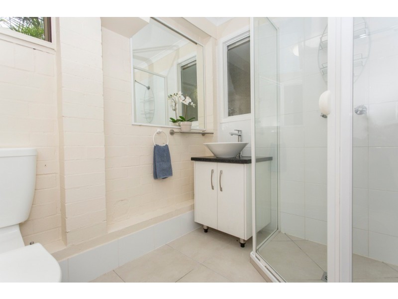 45 Forsyth Street, Fairfield QLD 4103