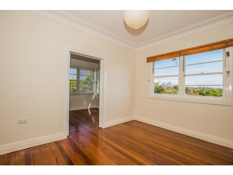 16 Errington Street, Moorooka QLD 4105