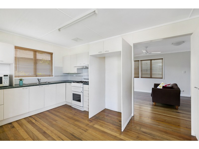 12 Malvern Street, Salisbury QLD 4107