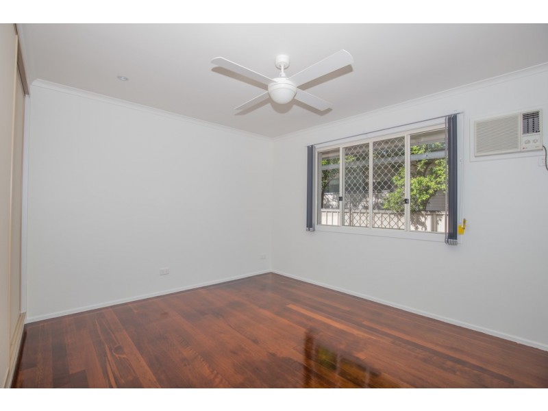 24 Kuring-gai Avenue, Tarragindi QLD 4121