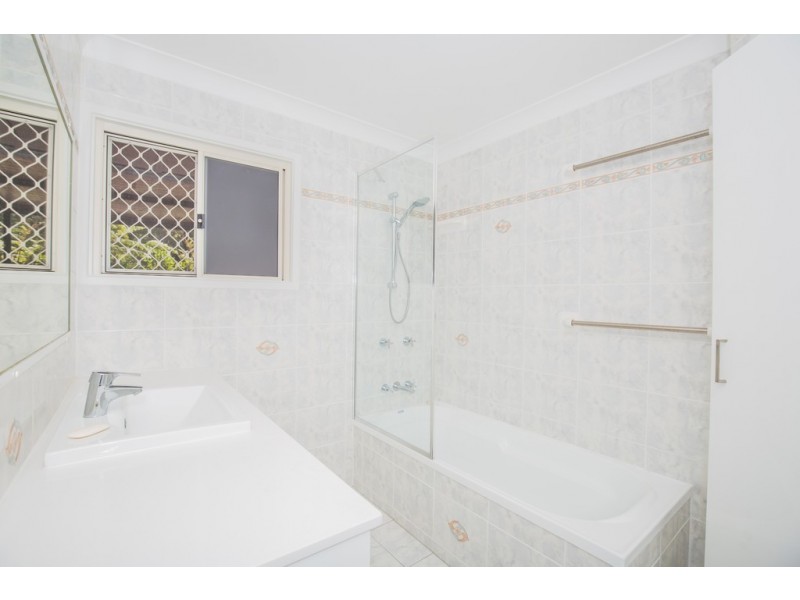 24 Kuring-gai Avenue, Tarragindi QLD 4121