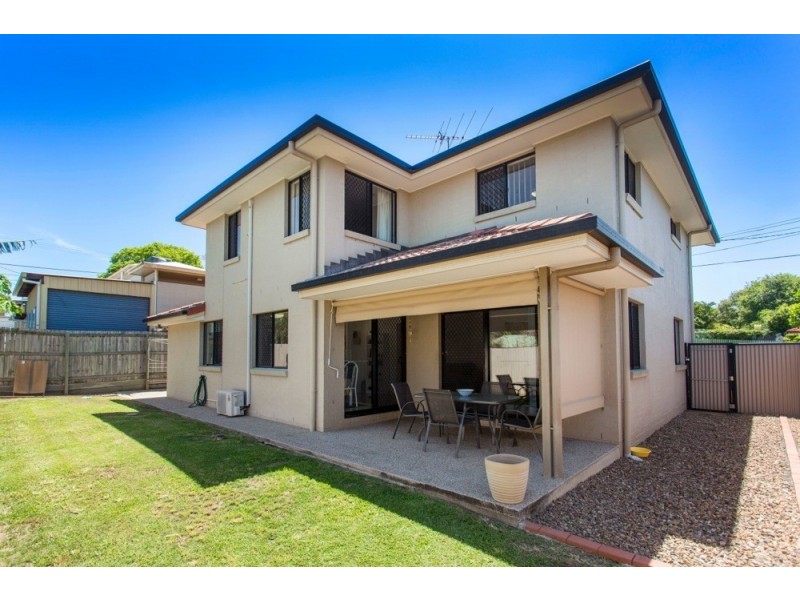 7 Cricket Street, Coopers Plains QLD 4108