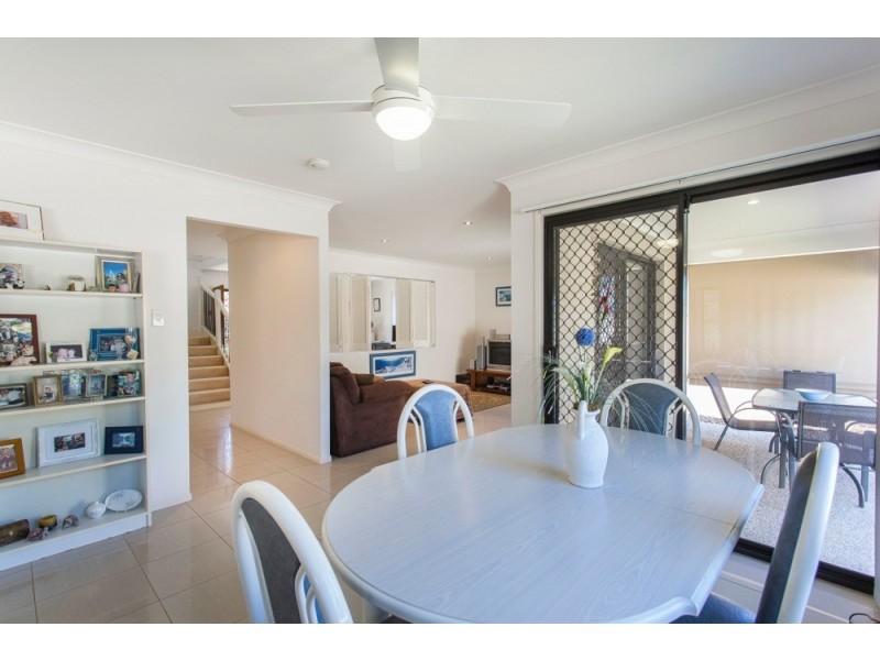 7 Cricket Street, Coopers Plains QLD 4108