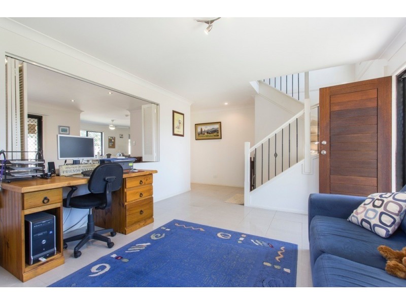 7 Cricket Street, Coopers Plains QLD 4108