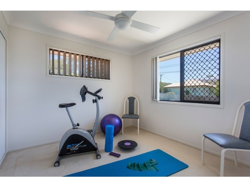 7 Cricket Street, Coopers Plains QLD 4108