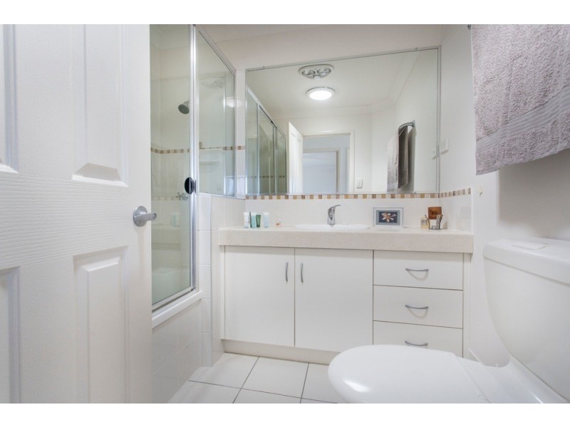 7 Cricket Street, Coopers Plains QLD 4108