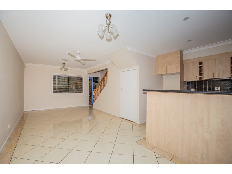 5/18 Princess Street, Fairfield QLD 4103