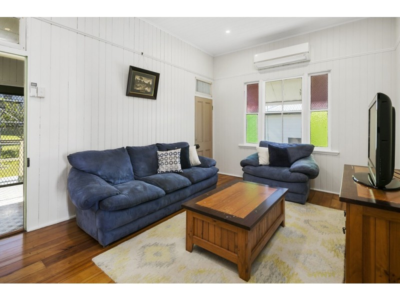 18 Palmerston Street, Annerley QLD 4103