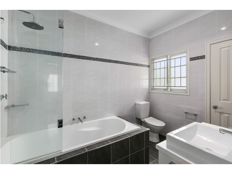 150 School Road, Yeronga QLD 4104