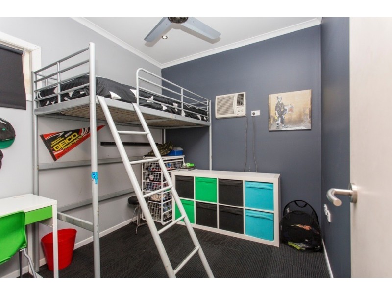 15 Merchiston Street, Acacia Ridge QLD 4110