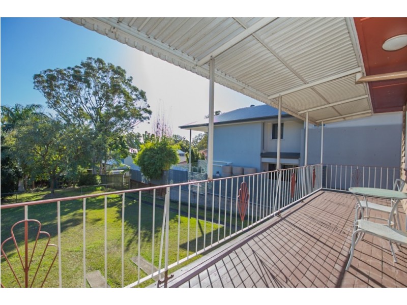 194 Cracknell Road, Tarragindi QLD 4121