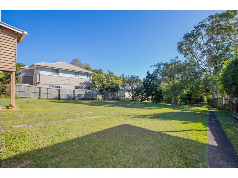 194 Cracknell Road, Tarragindi QLD 4121