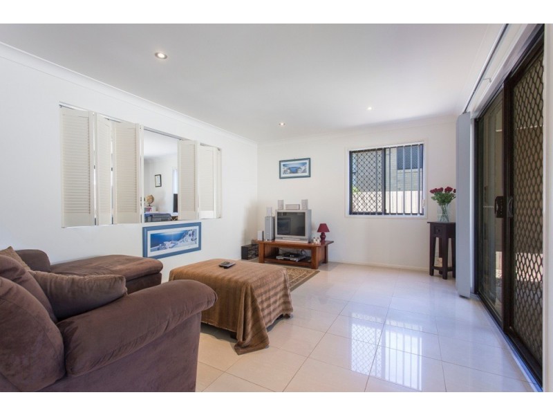 7 Cricket Street, Coopers Plains QLD 4108