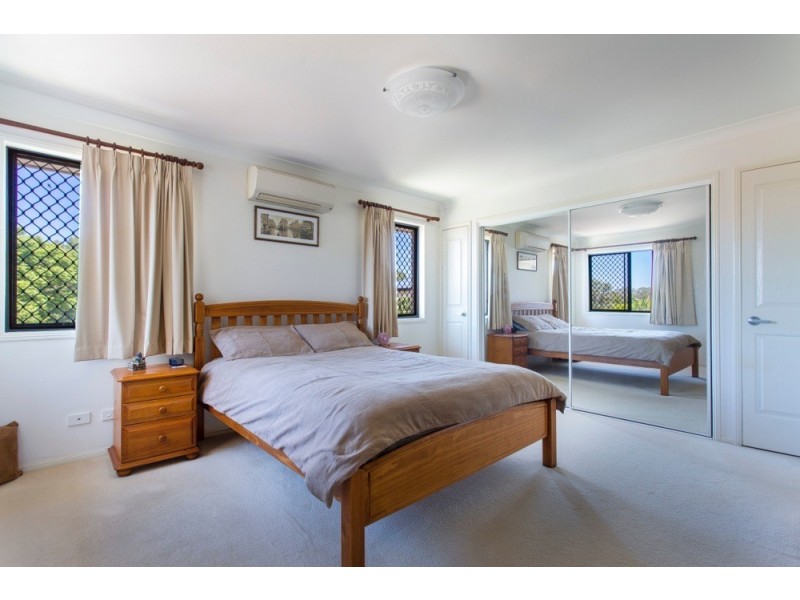 7 Cricket Street, Coopers Plains QLD 4108