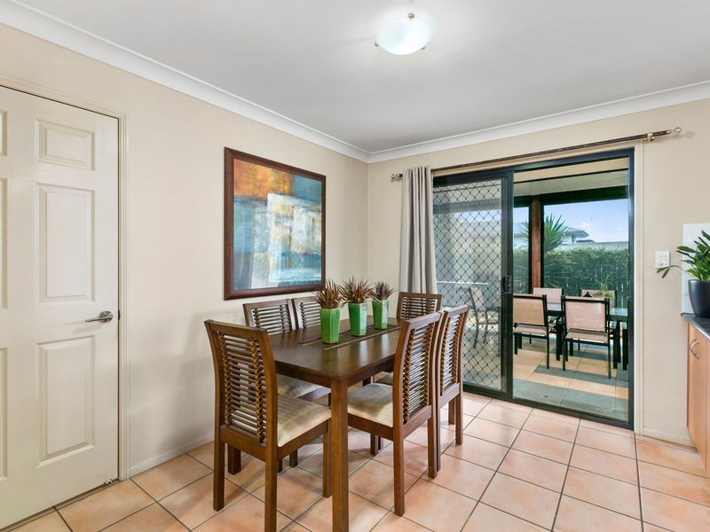 17 Cricket Street, Coopers Plains QLD 4108