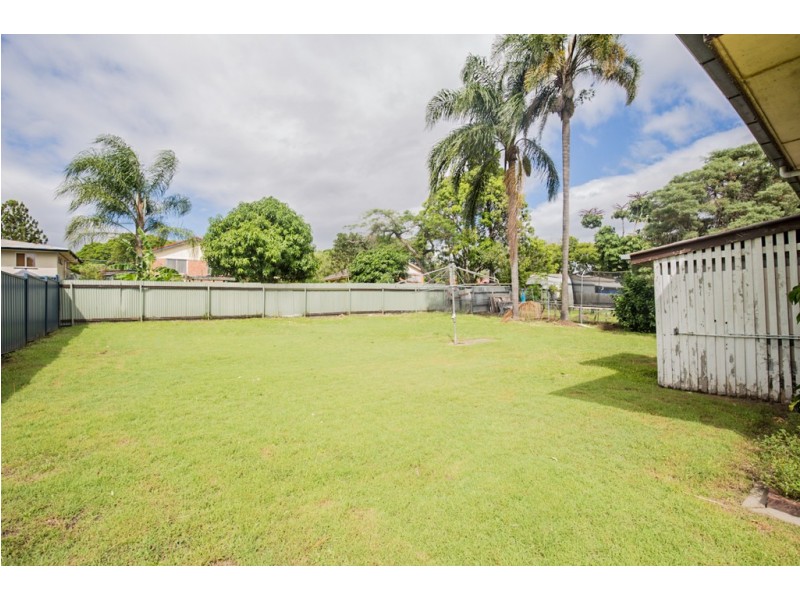 20 Benton Street, Acacia Ridge QLD 4110