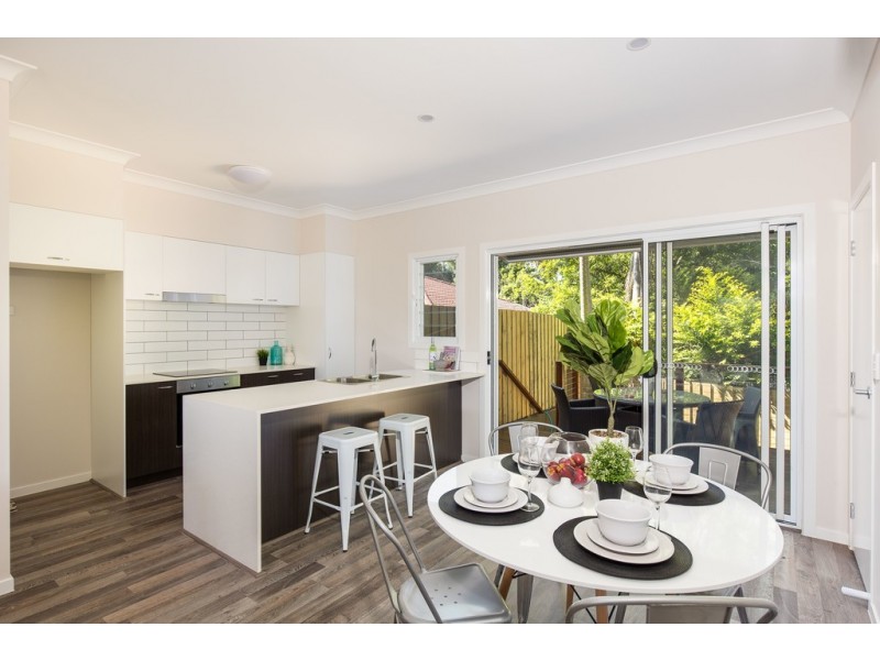 2 and 3/34 Aubigny Street, Annerley QLD 4103
