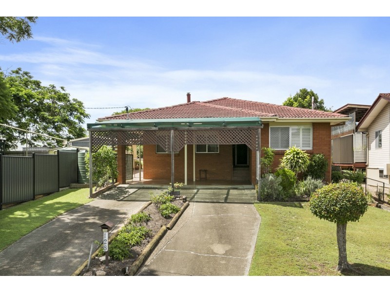 128 Ainsworth Street, Salisbury QLD 4107
