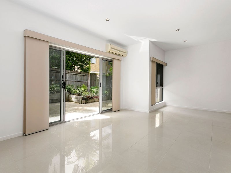 4/16 Broadmere Street, Annerley QLD 4103