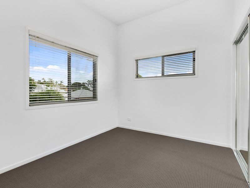 4/16 Broadmere Street, Annerley QLD 4103