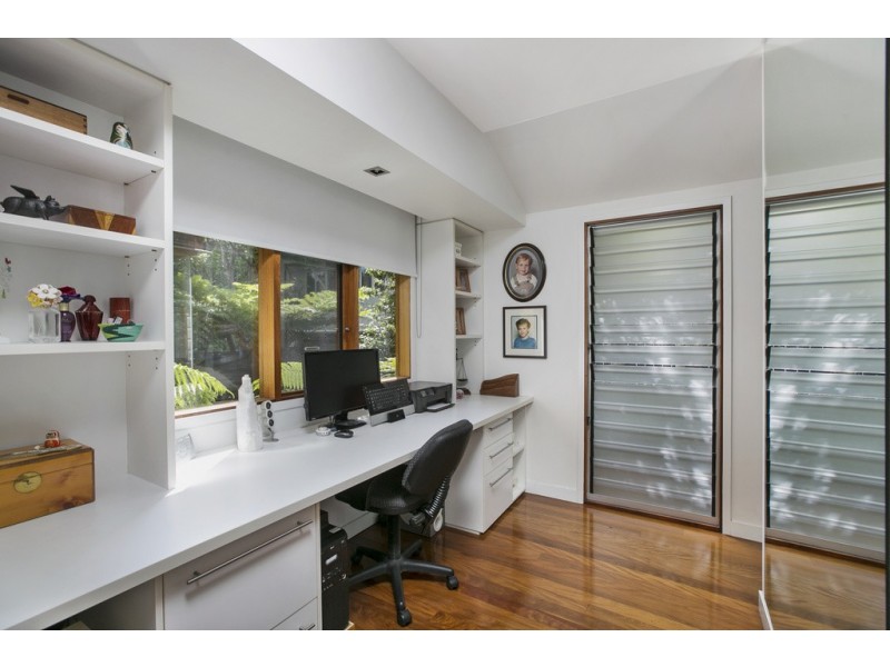 5 Wilkins Street East, Annerley QLD 4103