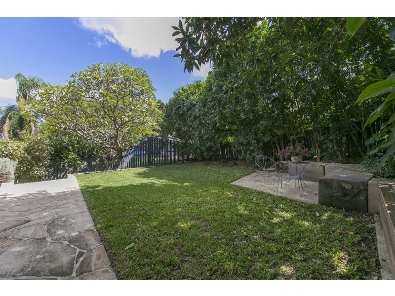 5 Wilkins Street East, Annerley QLD 4103