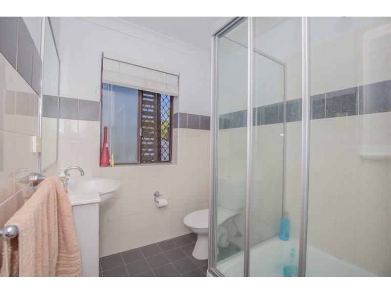 4/67 Donald Street, Camp Hill QLD 4152