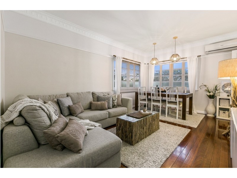 7 Sampson Street, Annerley QLD 4103