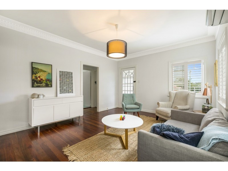 96 Ellington Street, Tarragindi QLD 4121