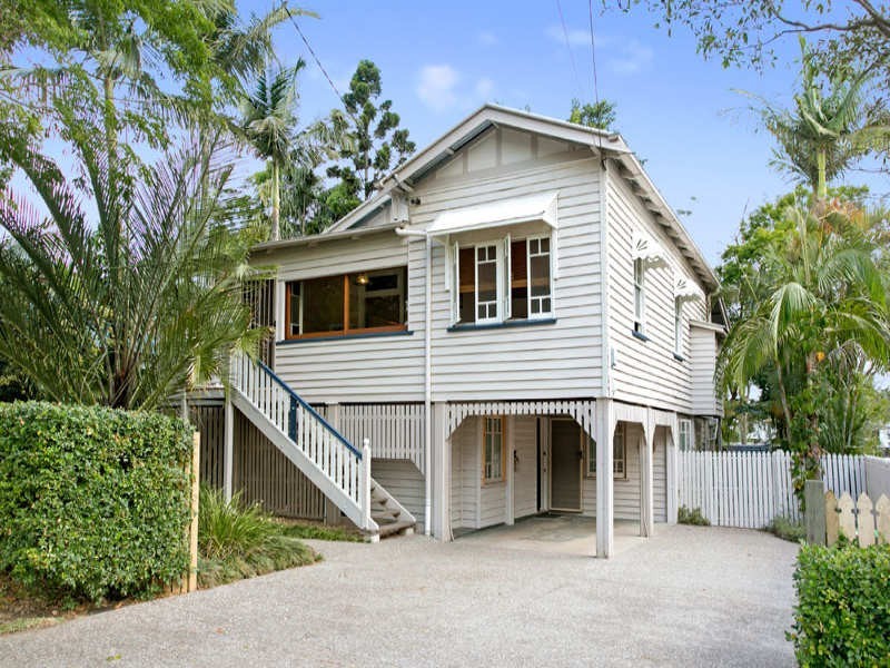 46 Fenton Street, Fairfield QLD 4103