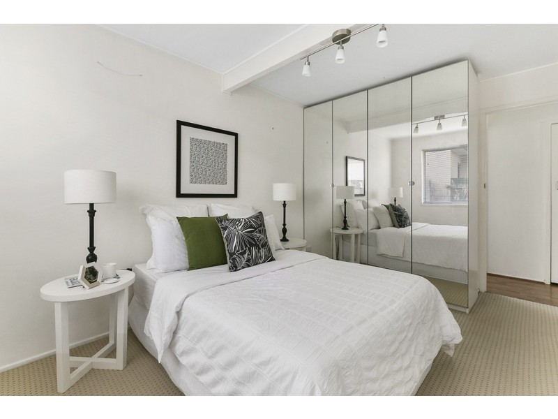 9B Wilton Terrace, Yeronga QLD 4104