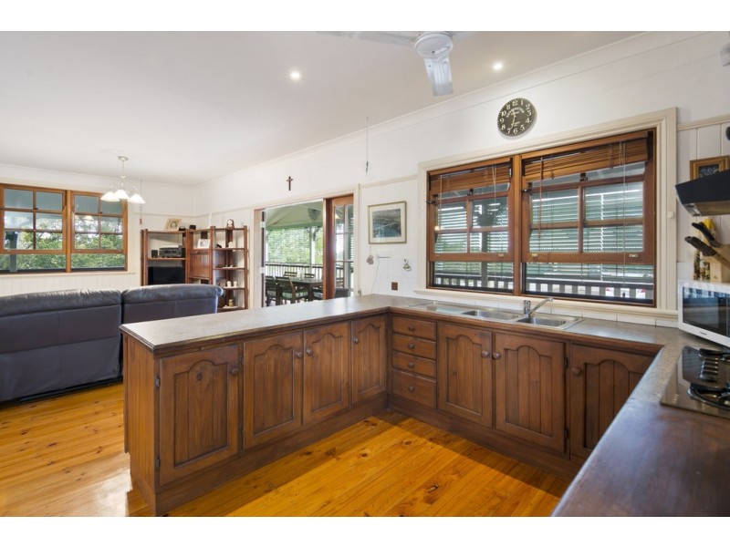 64 Hamlet Street, Annerley QLD 4103